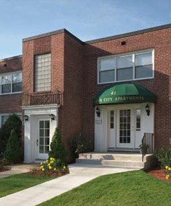 Residences At Garden City Pet Friendly Cranston Apartments